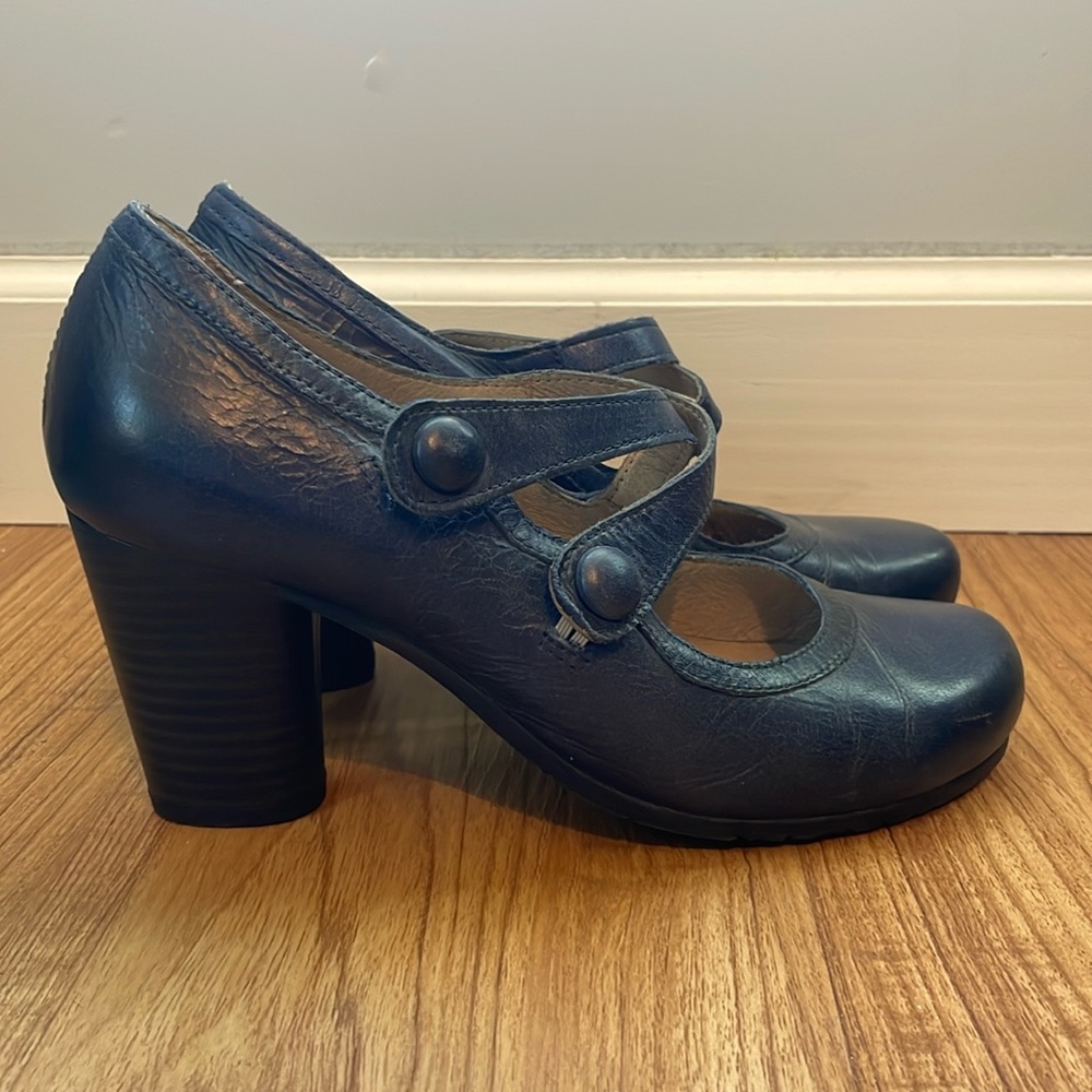 Miz Mooz real leather heels